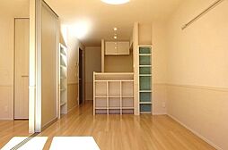 グランマーレ　U 102 1階1LDKのリビング/ダイニング