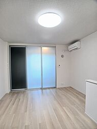 オリーブ・アール 104 1階1LDKのリビング/ダイニング