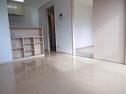 ラ・ヴェール　B棟 101 1階2DKのリビング/ダイニング