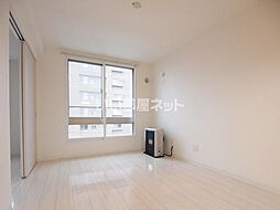 ラージヒル菊水 301 3階1LDKのリビング/ダイニング