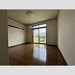 リーフサイドビレッジA棟 203 2階1Kのリビング/ダイニング