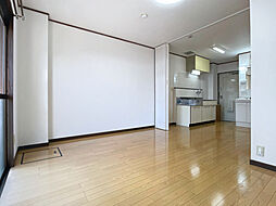 サンコービル 209 2階ワンルームのリビング/ダイニング