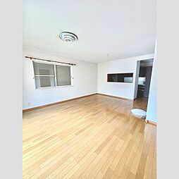 香久山3丁目戸建 -- 1階4LDKのリビング/ダイニング