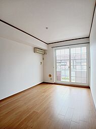 バンブーウエルス 102 1階2DKのリビング/ダイニング