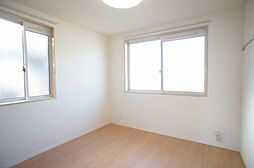 東武伊勢崎線 太田駅 3.3kmの賃貸アパート 2階2LDKのリビング/ダイニング