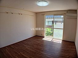 近鉄大阪線 名張駅 徒歩13分の賃貸アパート 1階1Kのリビング/ダイニング