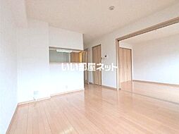 サニーレジデンス大町 205 2階2LDKのリビング/ダイニング