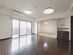 フローレンス御手船場町グランドアーク 903 9階3LDKのリビング/ダイニング