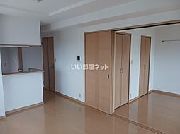 パリス長嶺 305 3階1LDKのリビング/ダイニング