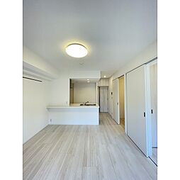 コンフォリア東葛西 402 4階2SLDKのリビング/ダイニング