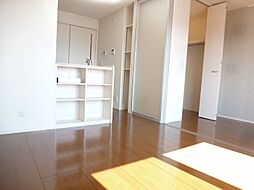 東武桐生線 新桐生駅 徒歩9分の賃貸アパート 3階1LDKのリビング/ダイニング