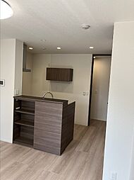 シャイングレイス 101 1階3LDKのリビング/ダイニング