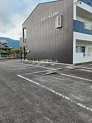 6 / 8