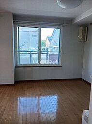 りら・ガーデン・ときわ 102 1階1LDKのリビング/ダイニング