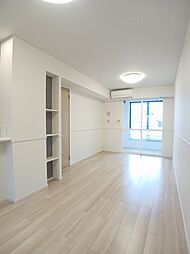 グランデハピネス 102 1階1LDKのリビング/ダイニング