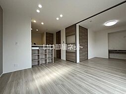 ティアラB 102 1階2LDKのリビング/ダイニング