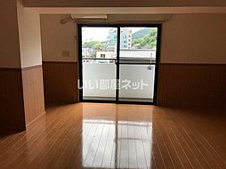 フレスコブリーザァ 211 2階1DKのリビング/ダイニング