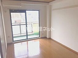 YKハウス稲毛東 402 4階2DKのリビング/ダイニング