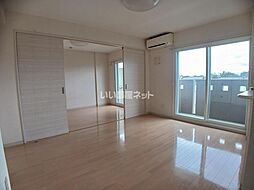 ミラコスタ 202 2階1LDKのリビング/ダイニング