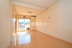 東武桐生線 新桐生駅 徒歩26分の賃貸アパート 2階1LDKのリビング/ダイニング