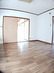 中西尾アパート 4 1階3DKのリビング/ダイニング