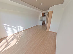 熊本電気鉄道 亀井駅 徒歩5分の賃貸マンション 1階ワンルームのリビング/ダイニング