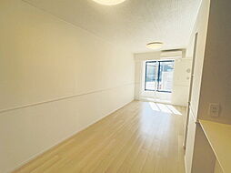 エアリー・グレイス　III 103 1階1LDKのリビング/ダイニング