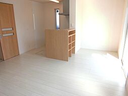 Strahl　Ｃ 101 1階3LDKのリビング/ダイニング