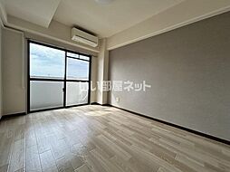 メゾン岩滝 505 5階1Kのリビング/ダイニング