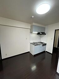 スリードット 303 3階1DKのリビング/ダイニング