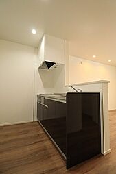 ＡＬＭＯ 102 1階1LDKのリビング/ダイニング