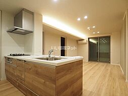 WithPlus天保山公園 106 1階2LDKのリビング/ダイニング