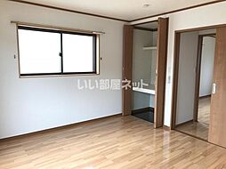 リジェール弐番館 101 1階1Kのリビング/ダイニング