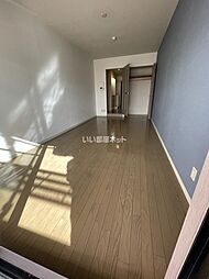 グローバルハウスM 407 4階1Kのリビング/ダイニング