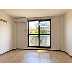 サープラス本郷 105 1階1Kのリビング/ダイニング