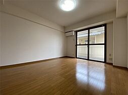 パレット新屋敷 202 2階ワンルームのリビング/ダイニング