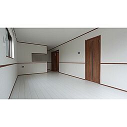 Sud Regione台町 A 1階3LDKのリビング/ダイニング