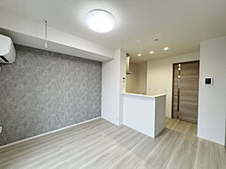 トリシア篠ノ井 102 1階1LDKのリビング/ダイニング