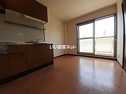 Surplus　Te2 203 2階2DKのリビング/ダイニング