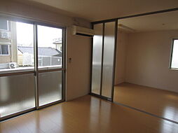 ヴェルドミュールM.I.E　B棟 105 1階2LDKのリビング/ダイニング