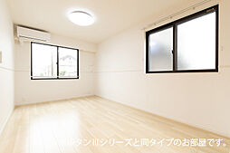 ヒルズ矢の原 102 1階1LDKのリビング/ダイニング