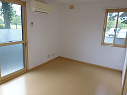 エクレール・ヴェルドミール　A棟 103 1階2DKのリビング/ダイニング