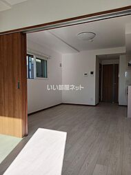 Maison du Calme 402 4階1LDKのリビング/ダイニング