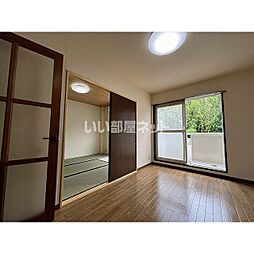 Surplus　Twoコーポラス戸木 105 1階2DKのリビング/ダイニング