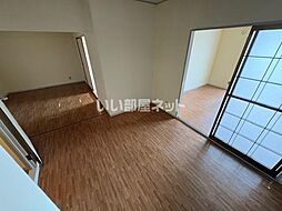 トリヴァンベール星田 201 2階3LDKのリビング/ダイニング