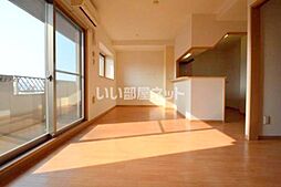 アスティオン早稲田 203 2階3LDKのリビング/ダイニング