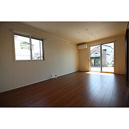 Les  Aubepines昭和(レ・ゾービピン昭和) 102 1階2LDKのリビング/ダイニング