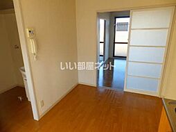 ハイツドマーニ 202 2階2Kのリビング/ダイニング