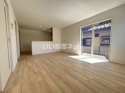 Ｓｕｍａｉ−ｔｏ千葉市花見川区こてはし台05 0001 1階4SLDKのリビング/ダイニング