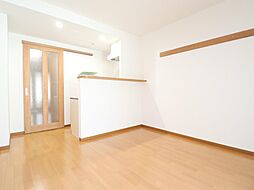 ドレッセ草牟田 202 2階1LDKのリビング/ダイニング